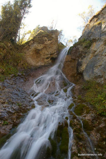 Каньон реки Тхач - водопад