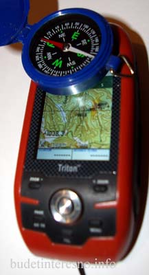 gps или карта с компасом